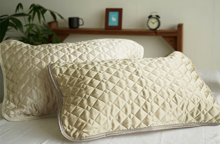 便利な寝具！枕パッドの活用法