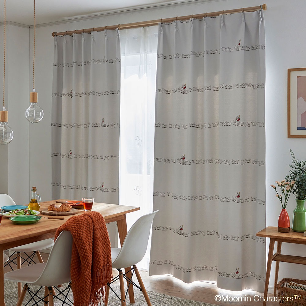 ムーミン ドレープ カーテン ニョロニョロ ボーダーアイボリー