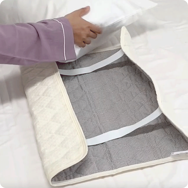 リカバリー枕パッドの着け方のアニメーションGIF